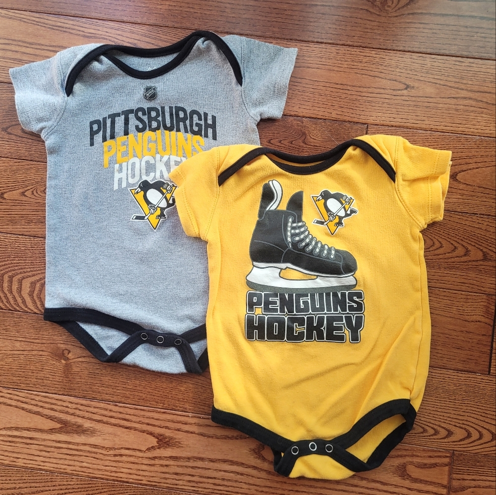 🏒Pair of Penguins Diaper Shirts